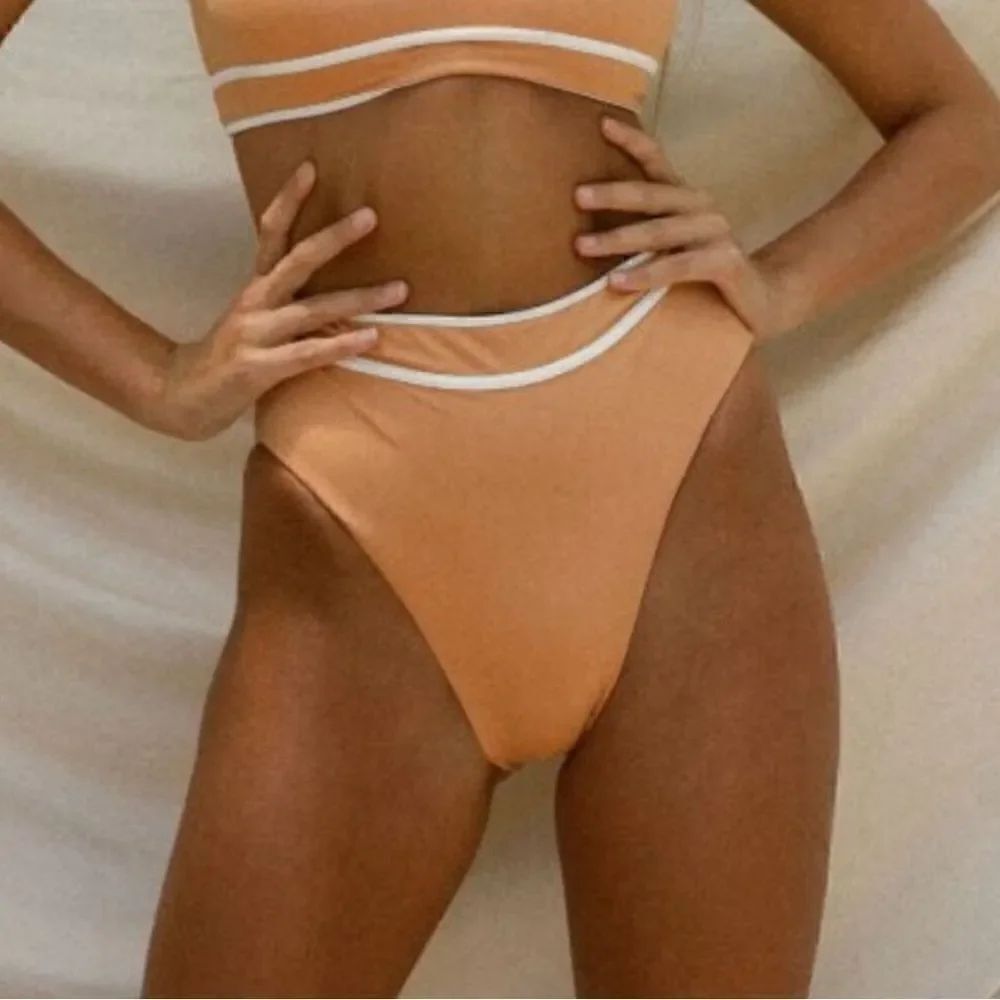 Stone Fox Swim Juniper Bikini Bottom in Sandstone